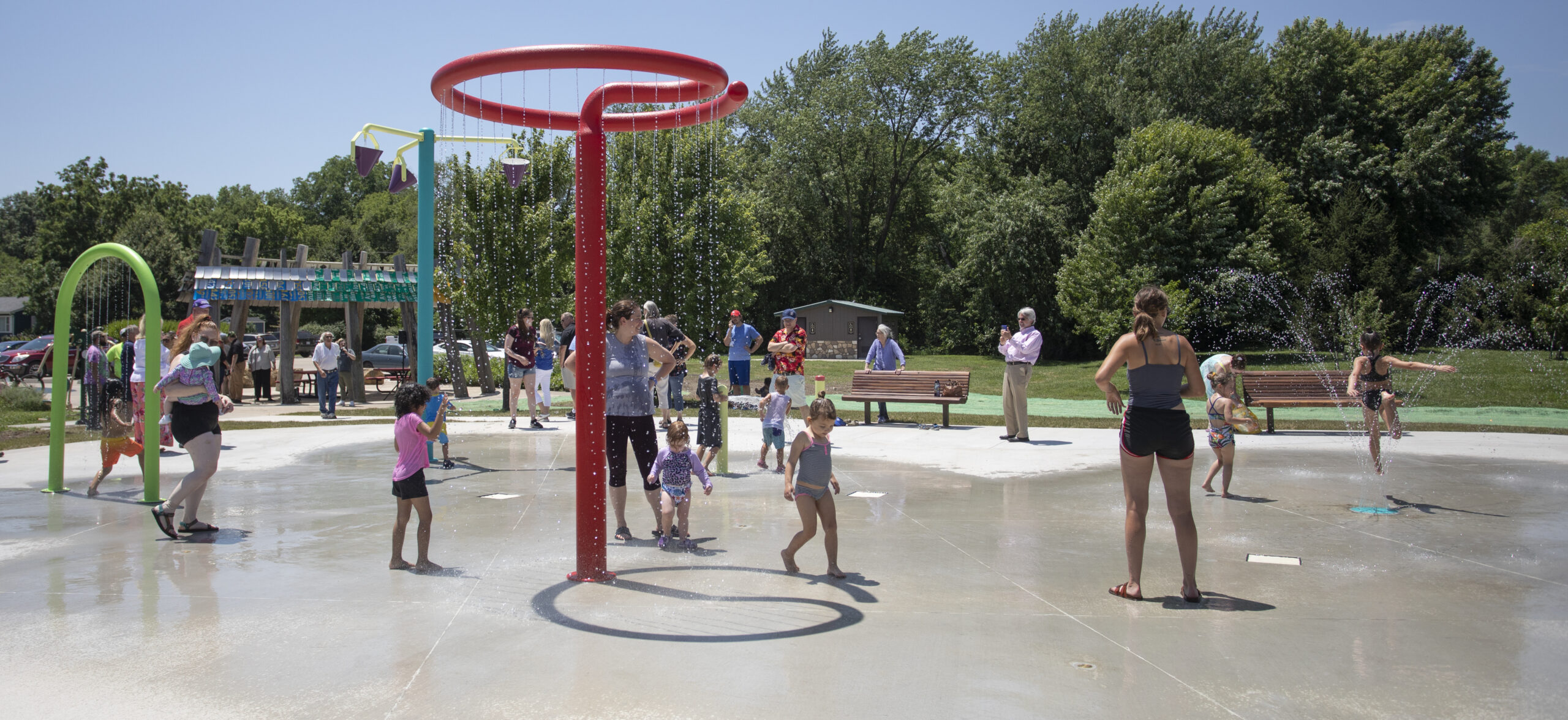 A multi-day heat wave hits Lawrence and cooling options are available across the city